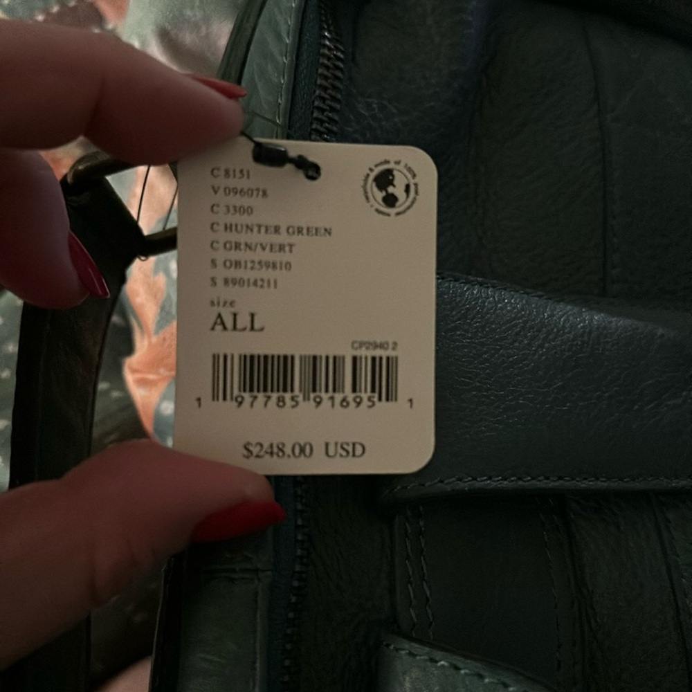 NEW Free People East End Leather Backpack
Sold out!
Color- Hunter